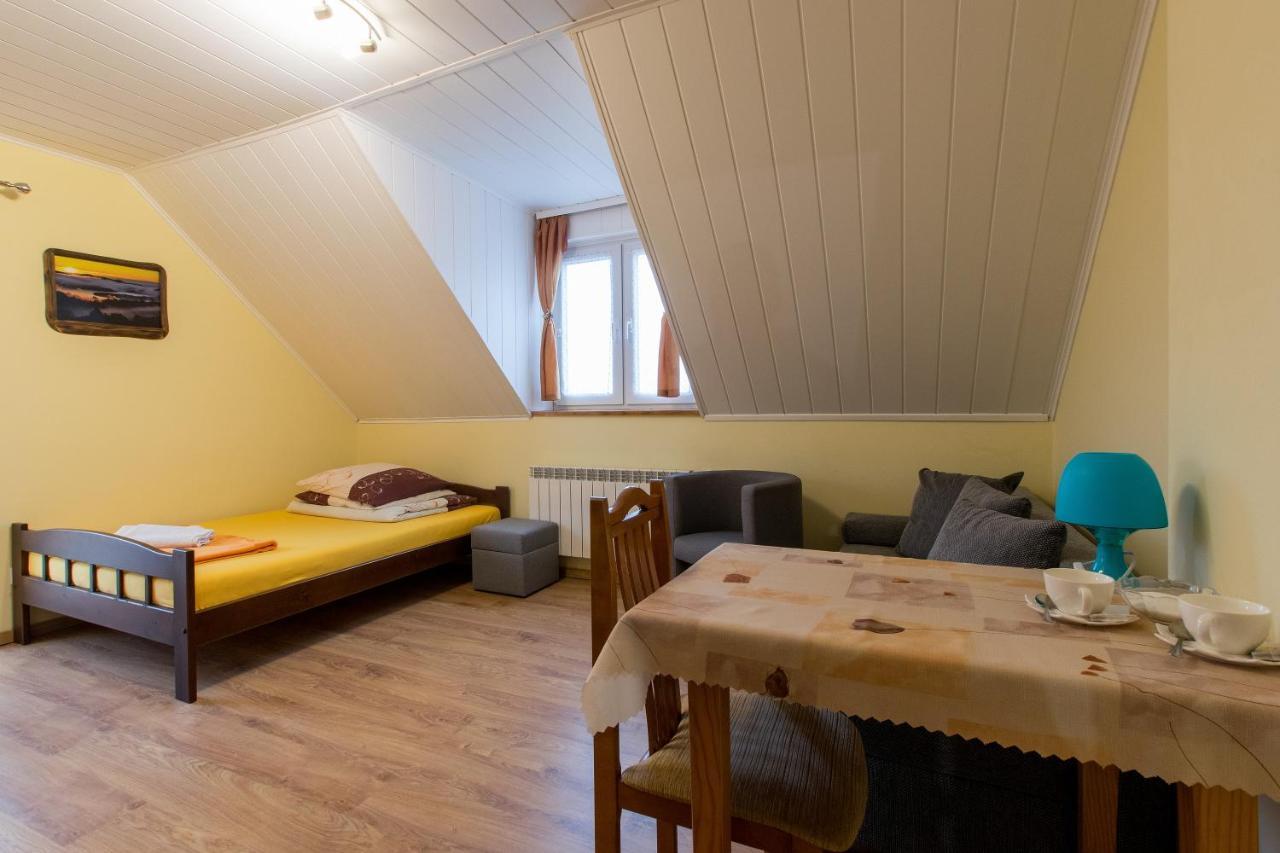Dworek Julia - Klimatyzowane Komfortowe Pokoje Nad Solina - Bieszczady Polanczyk Exterior photo
